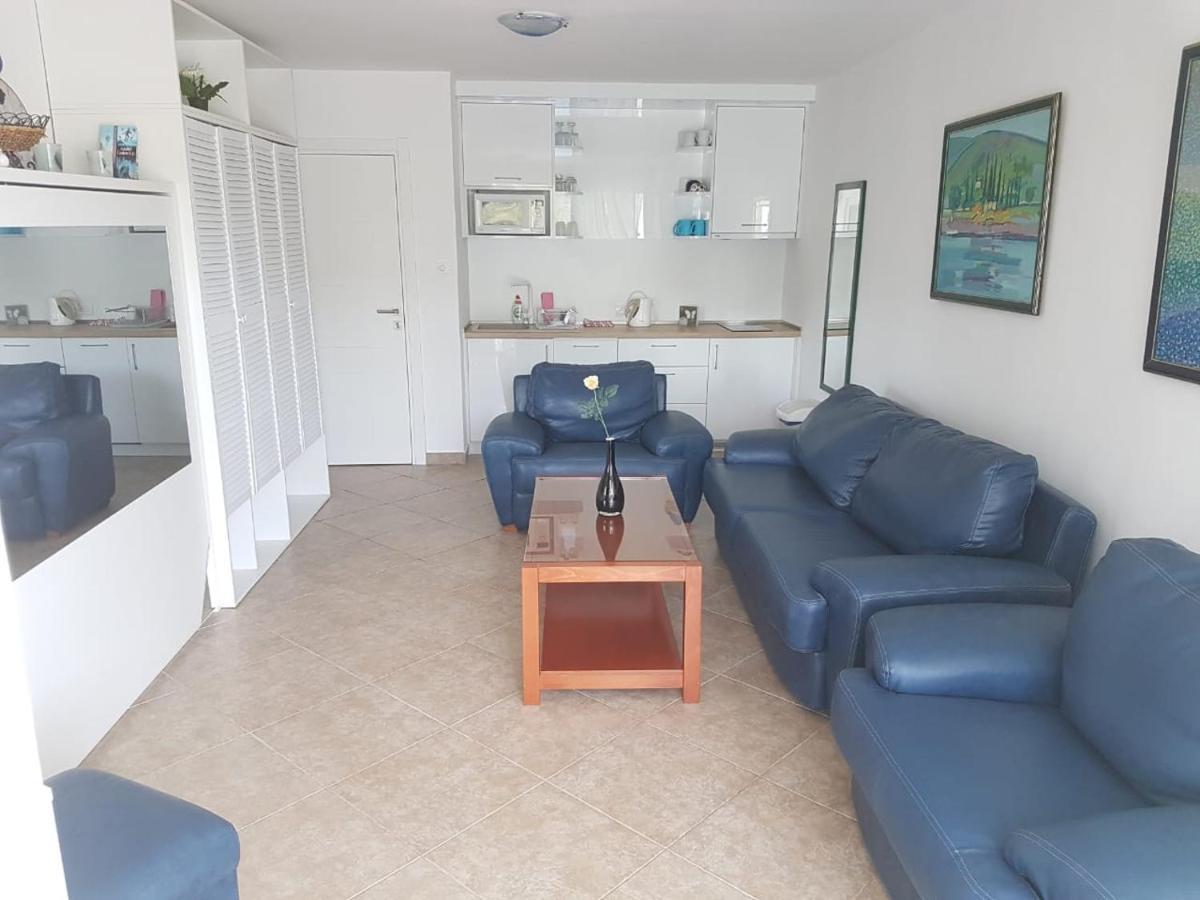 Apartamento Waterfront Townhouse Sunset View With Garage Bigovo Exterior foto