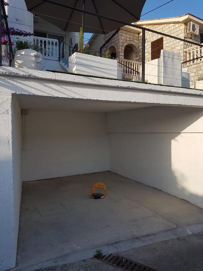 Apartamento Waterfront Townhouse Sunset View With Garage Bigovo Exterior foto